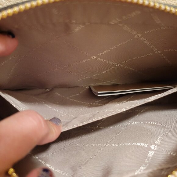 NWT Michael Kors Jet Set Crossbody in Powder Blush - Picture 10 of 11